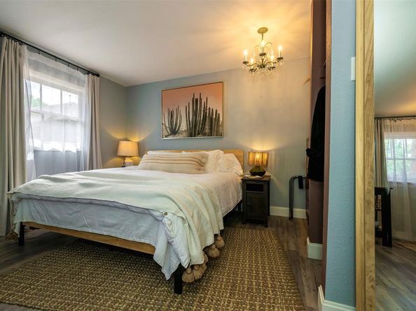 2204  6th Avenue , Fort Worth Texas 76110