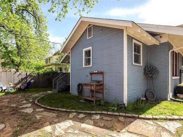 2204  6th Avenue , Fort Worth Texas 76110