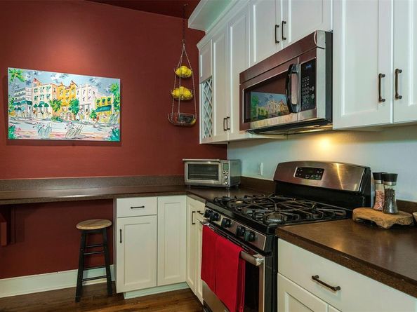 2204  6th Avenue , Fort Worth Texas 76110