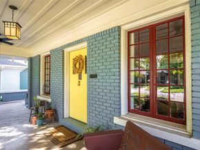 2204  6th Avenue , Fort Worth Texas 76110