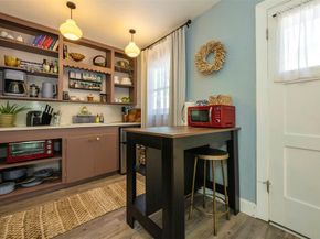 2204  6th Avenue , Fort Worth Texas 76110