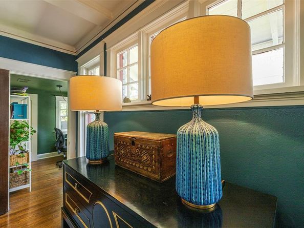 2204  6th Avenue , Fort Worth Texas 76110