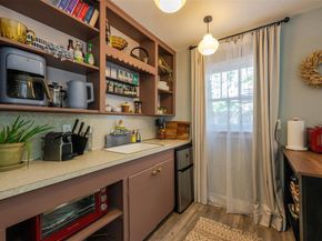 2204  6th Avenue , Fort Worth Texas 76110