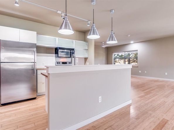 1111 S Akard Street  300, Dallas Texas 75215