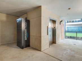 1111 S Akard Street  300, Dallas Texas 75215