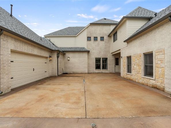 399  Wyndemere Boulevard , Heath Texas 75032