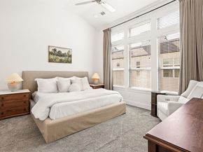 4222  Roseland Avenue  102, Dallas Texas 75204