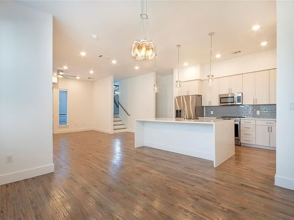 4205  Roseland Avenue  205, Dallas Texas 75204