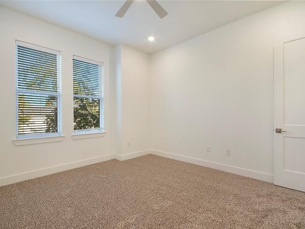 4205  Roseland Avenue  205, Dallas Texas 75204