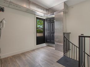 4205  Roseland Avenue  205, Dallas Texas 75204