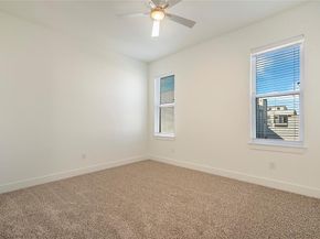 4205  Roseland Avenue  205, Dallas Texas 75204