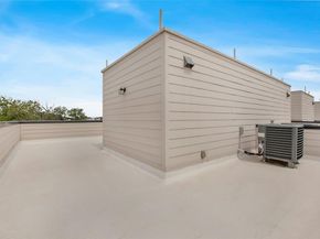 4205  Roseland Avenue  205, Dallas Texas 75204