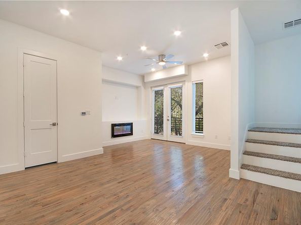 4205  Roseland Avenue  205, Dallas Texas 75204