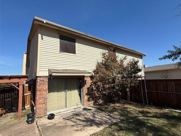 1700  Hartford Drive , Carrollton Texas 75007