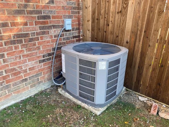 1700  Hartford Drive , Carrollton Texas 75007