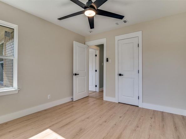 9209  Rustown Drive , Dallas Texas 75228