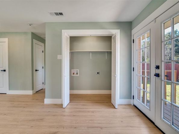 9209  Rustown Drive , Dallas Texas 75228