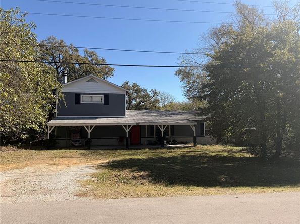 322  Center Lane , Fort Worth Texas 76140