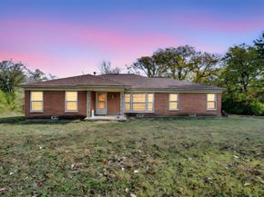 846  Truman Circle , Lancaster Texas 75146