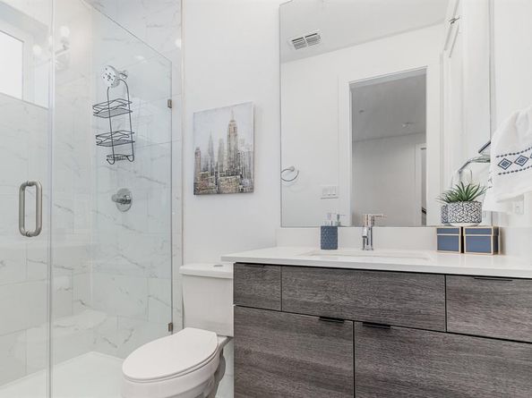 2239  Lovedale Avenue  105, Dallas Texas 75235