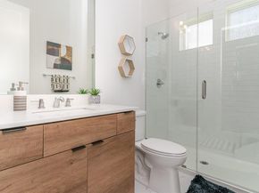 2239  Lovedale Avenue  105, Dallas Texas 75235