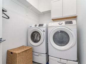 2239  Lovedale Avenue  105, Dallas Texas 75235