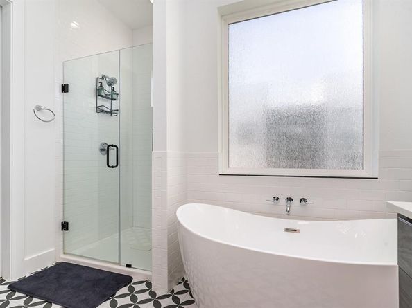 2239  Lovedale Avenue  105, Dallas Texas 75235