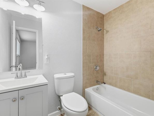 109 N Heights Drive , Crowley Texas 76036