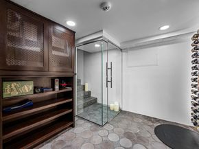 6630  Lakewood Boulevard , Dallas Texas 75214