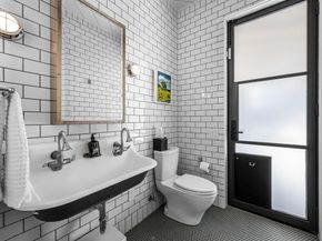 6630  Lakewood Boulevard , Dallas Texas 75214