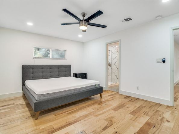 8722  Angora Street , Dallas Texas 75218