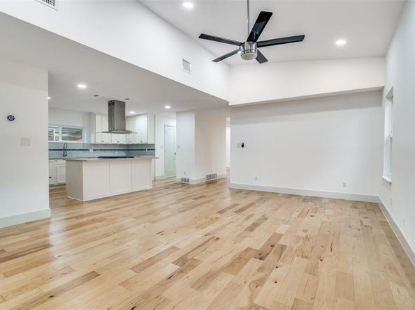 8722  Angora Street , Dallas Texas 75218