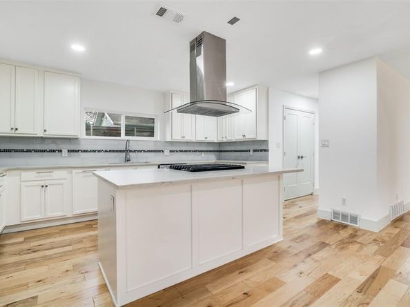 8722  Angora Street , Dallas Texas 75218