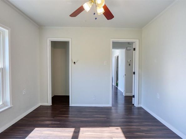 2222  Houston Street , Grand Prairie Texas 75050