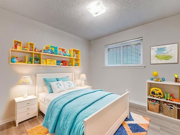 806  Pebblecreek Drive , Garland Texas 75040