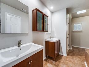 806  Pebblecreek Drive , Garland Texas 75040