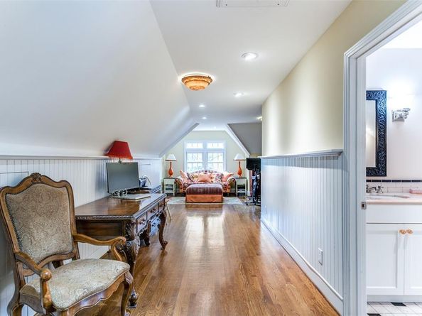 6043  Walnut Hill Circle , Dallas Texas 75230