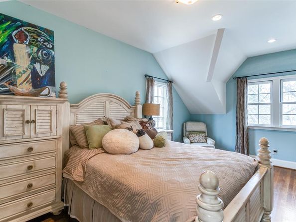 6043  Walnut Hill Circle , Dallas Texas 75230