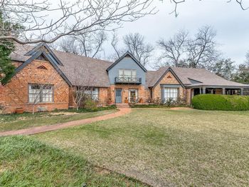 6043  Walnut Hill Circle 