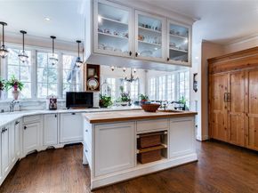 6043  Walnut Hill Circle , Dallas Texas 75230