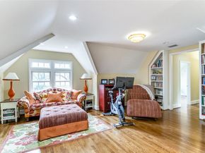 6043  Walnut Hill Circle , Dallas Texas 75230