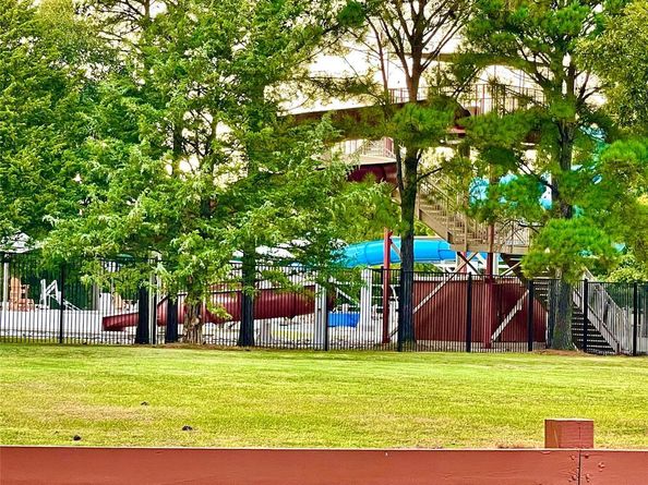 6405  Redstone Drive , Arlington Texas 76001