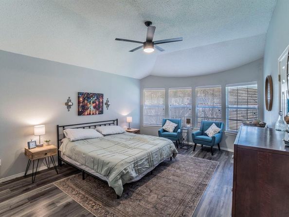 6405  Redstone Drive , Arlington Texas 76001