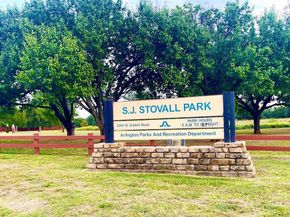 6405  Redstone Drive , Arlington Texas 76001