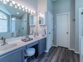 6405  Redstone Drive , Arlington Texas 76001