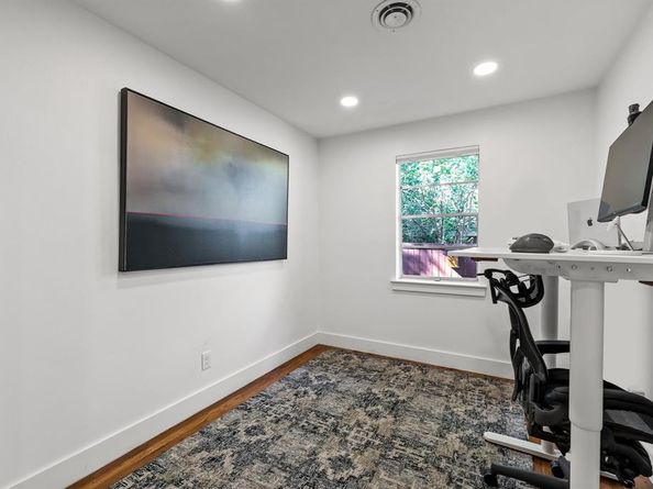 10523  Wyatt Street , Dallas Texas 75218