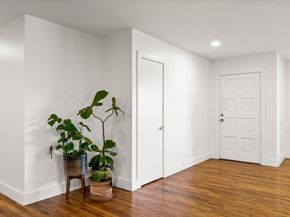 10523  Wyatt Street , Dallas Texas 75218
