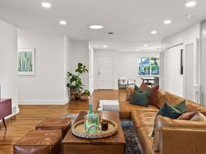 10523  Wyatt Street , Dallas Texas 75218