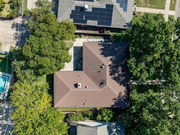 10523  Wyatt Street , Dallas Texas 75218
