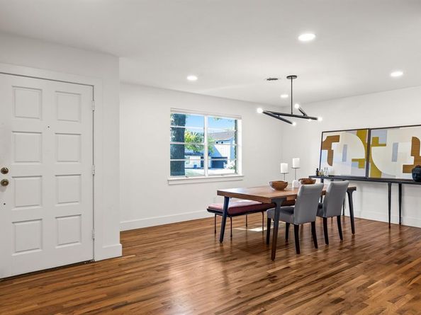 10523  Wyatt Street , Dallas Texas 75218